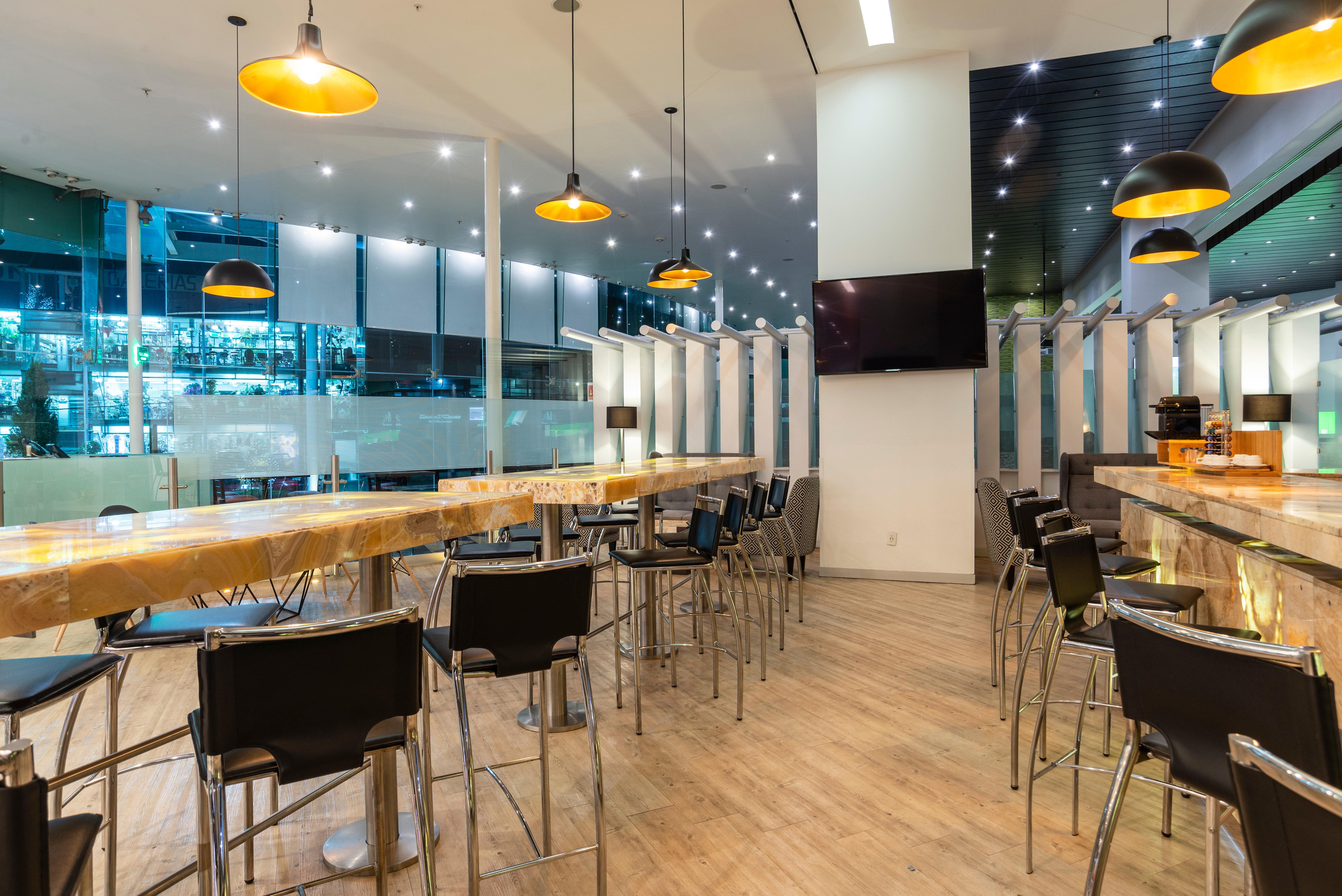 City-plaza Universidad By Ihg Hotel Mexico